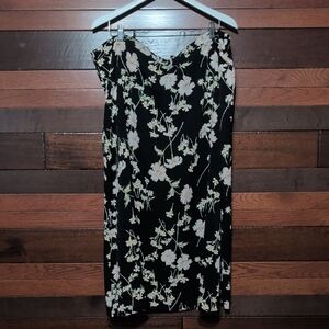 BICÉ Woman Black Floral  Skirt - Ivory & Green Blossoms